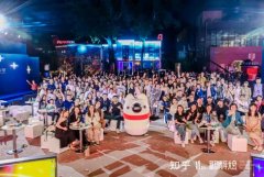 两位答从均正在知乎上创做了超十年的时